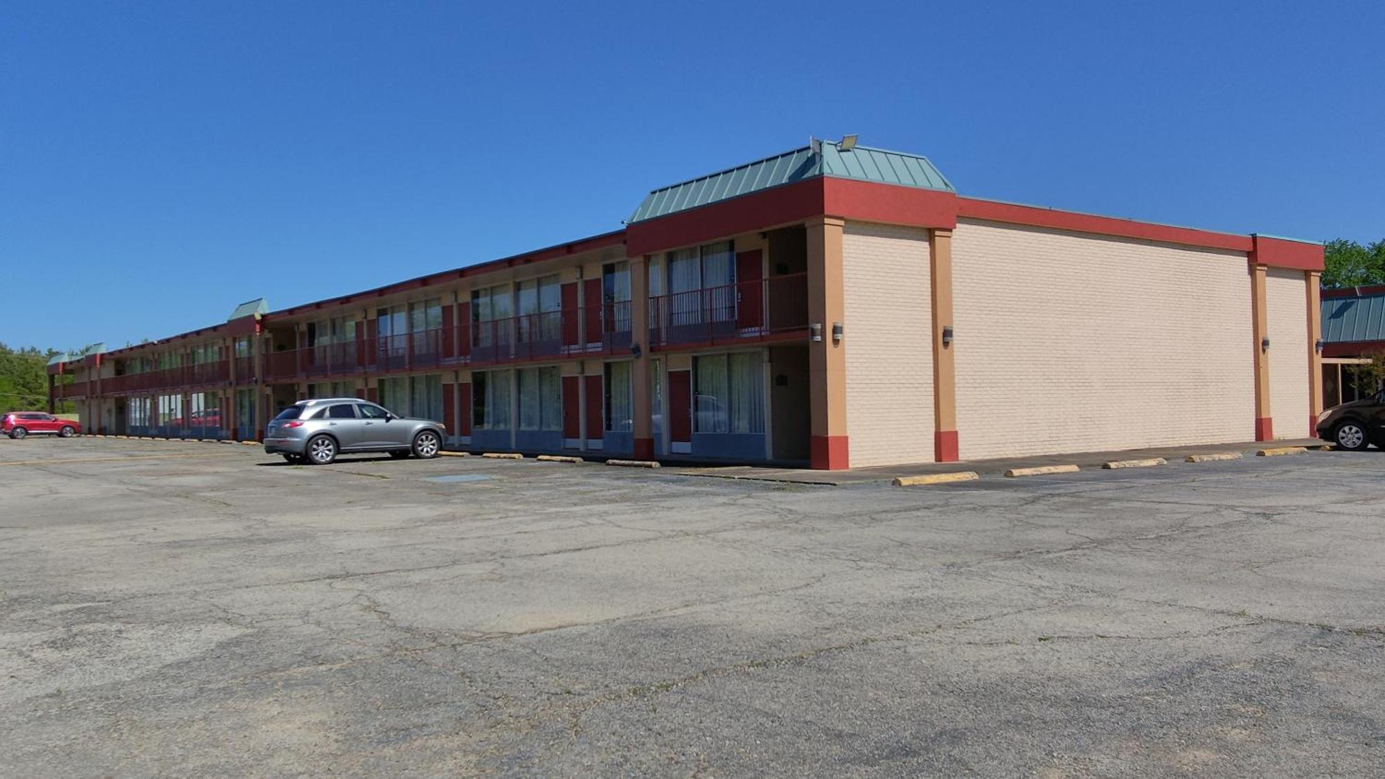 Countryside Inn & Suites Idabel Exterior photo